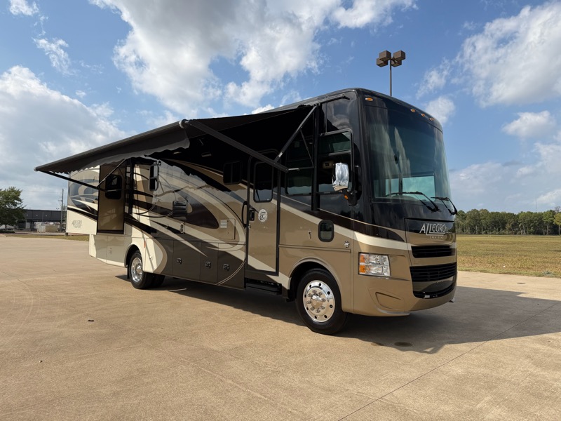 2015 Tiffin Motorhomes Allegro