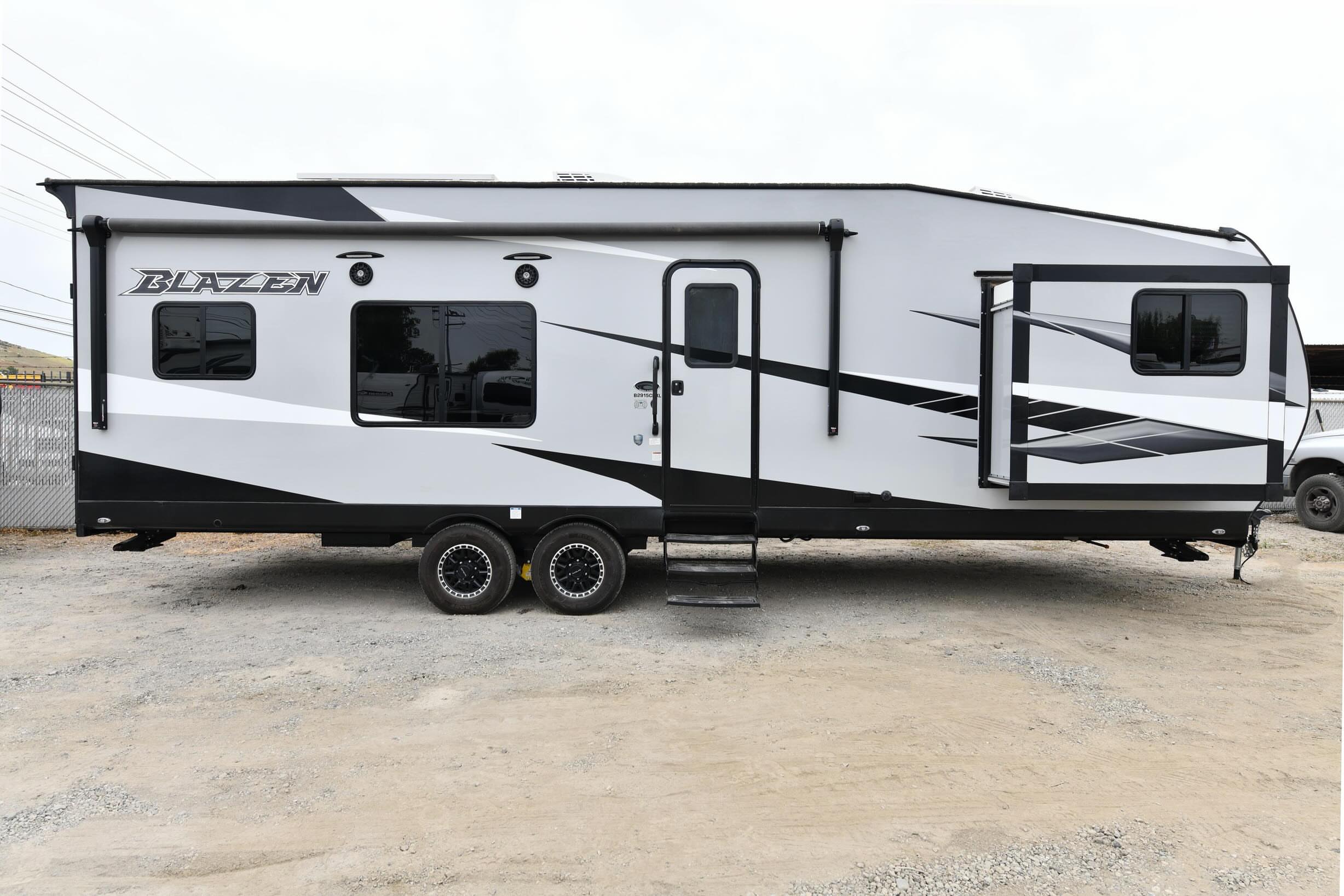 Read more about the article 2025 Genesis Supreme Blazen 2915CRXL Toy Hauler. $23,995&nbsp; Upgraded with Solar, Two A/Cs, Power Awning, Power Tongue Jack, 40 Gallon Fuel Station, Bedroom Slide-out, Two Electric Fireplace, Two TVs, Two Chairs, Enclosed Shower, Plus More! VIN 77262