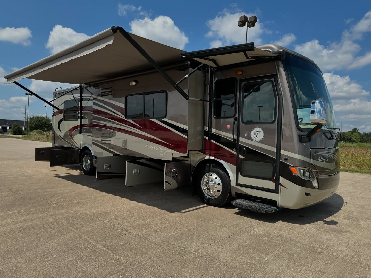 Read more about the article 2023 Tiffin Breeze 32